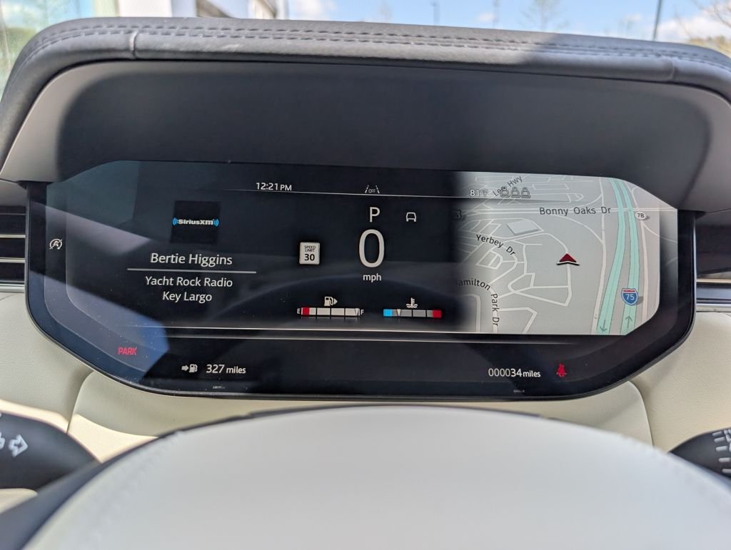 New 2026 Varesine Blue Land Rover SE image 10