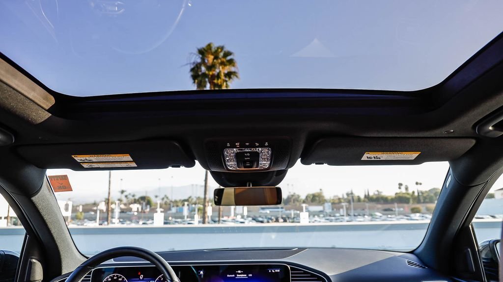 Used 2024 Twilight Blue Metallic Mercedes-Benz GLE 350 image 19