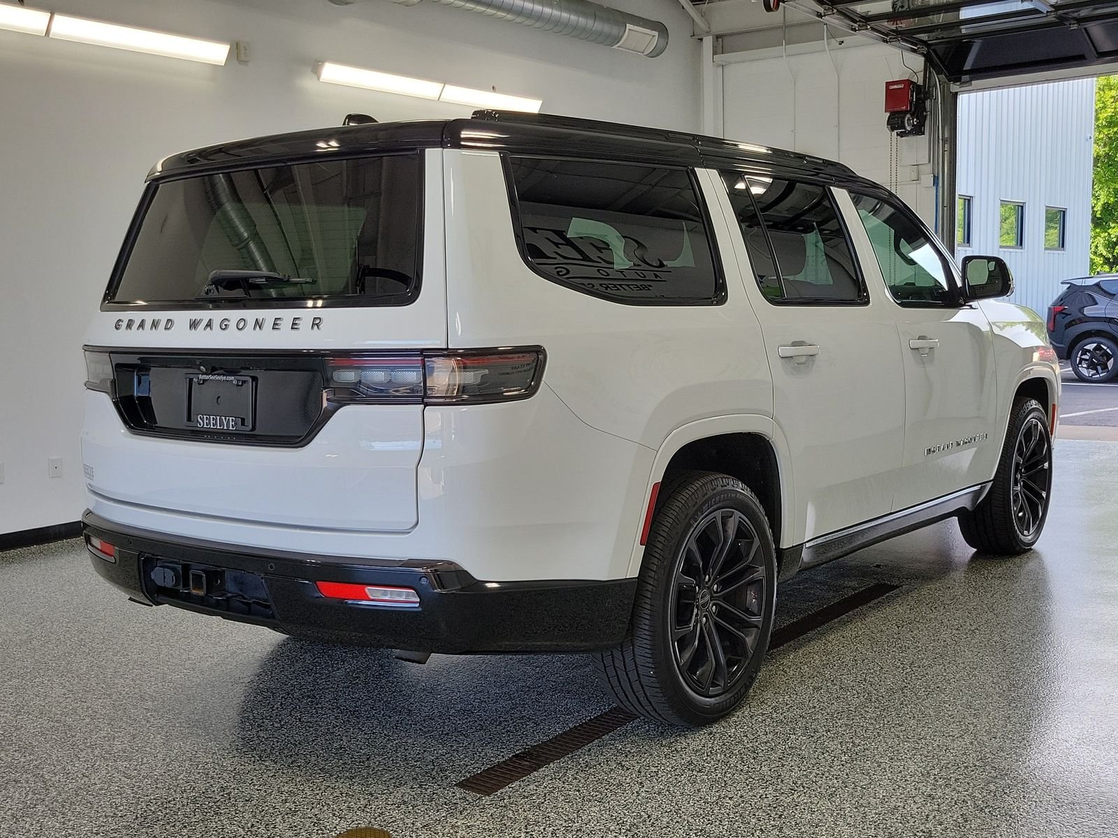 Used 2024 White Jeep Series III image 2