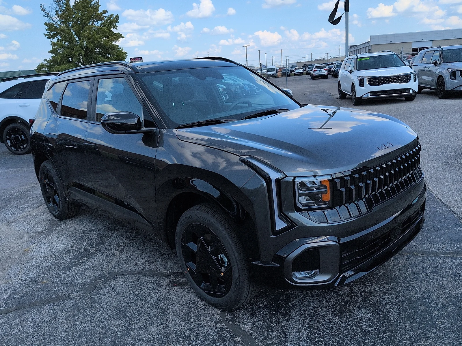 New 2027 Interstellar Gray - AGT Kia X-Line S image 1