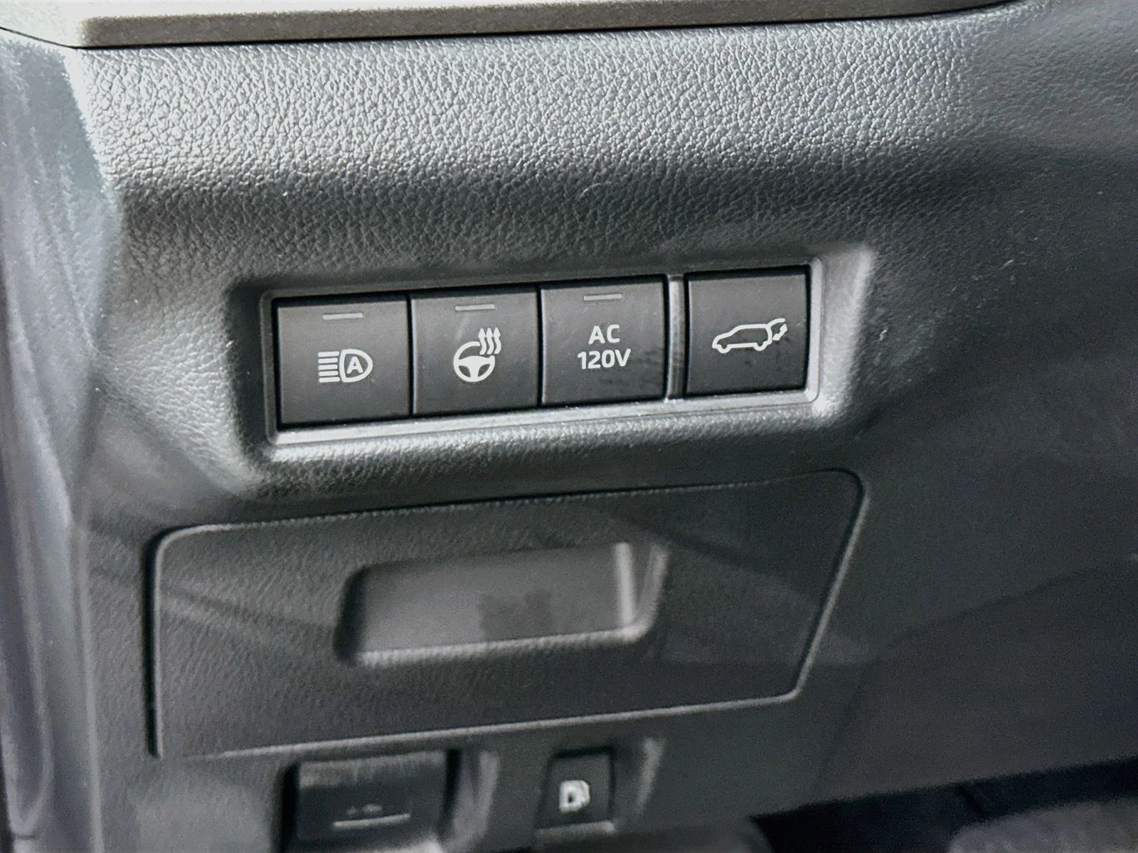 Used 2025  Toyota Nightshade Edition image 10