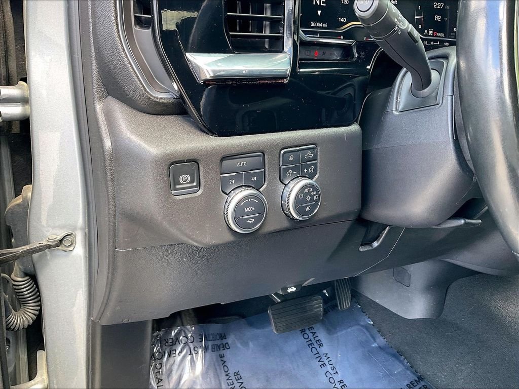 Used 2025 Sterling Metallic GMC SLT image 25
