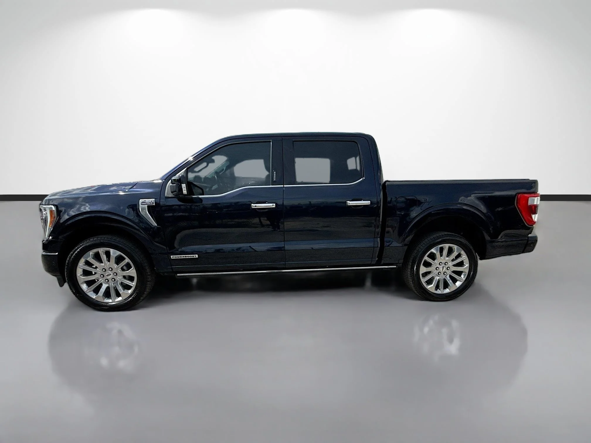 Used 2022 Blue Metallic Ford Limited image 2