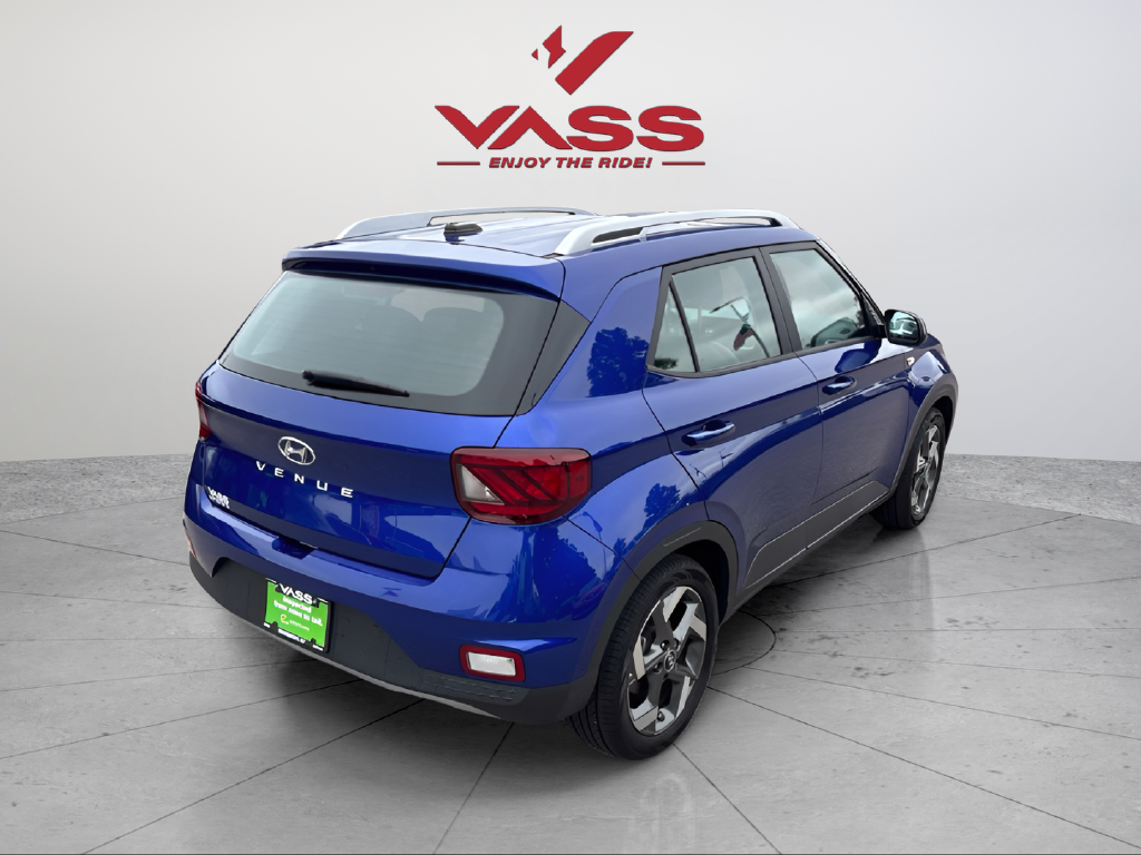 Used 2023 Blue Hyundai Limited image 5