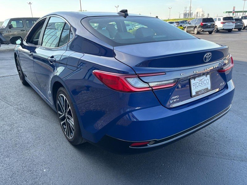 Used 2025 Reservoir Blue Toyota XLE AWD (Natl) image 5