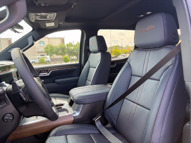 2026 Chevrolet Silverado 1500 High Country - Photo 16