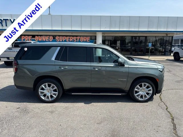Used 2023 Green Chevrolet High Country image 2