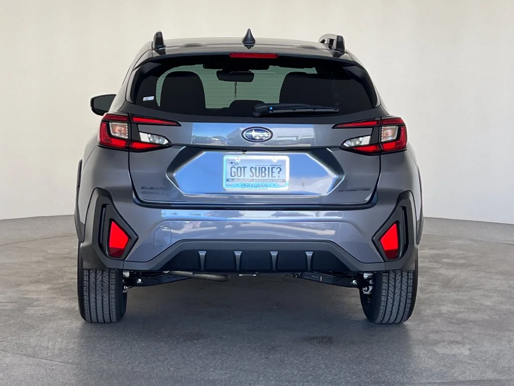 New 2026 MAGNETITE GRAY PEARL Subaru Premium image 5