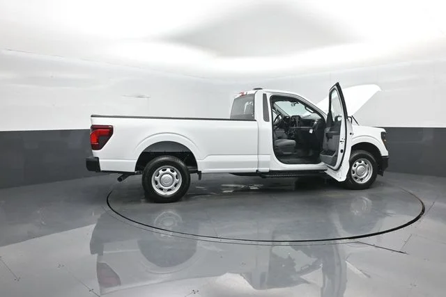 New 2026 Oxford White Ford XL image 39