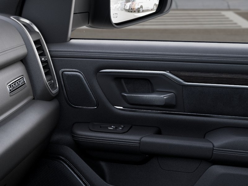 New 2027 Diamond Black Crystal Pearl-Coat Exterior Paint RAM Laramie image 26