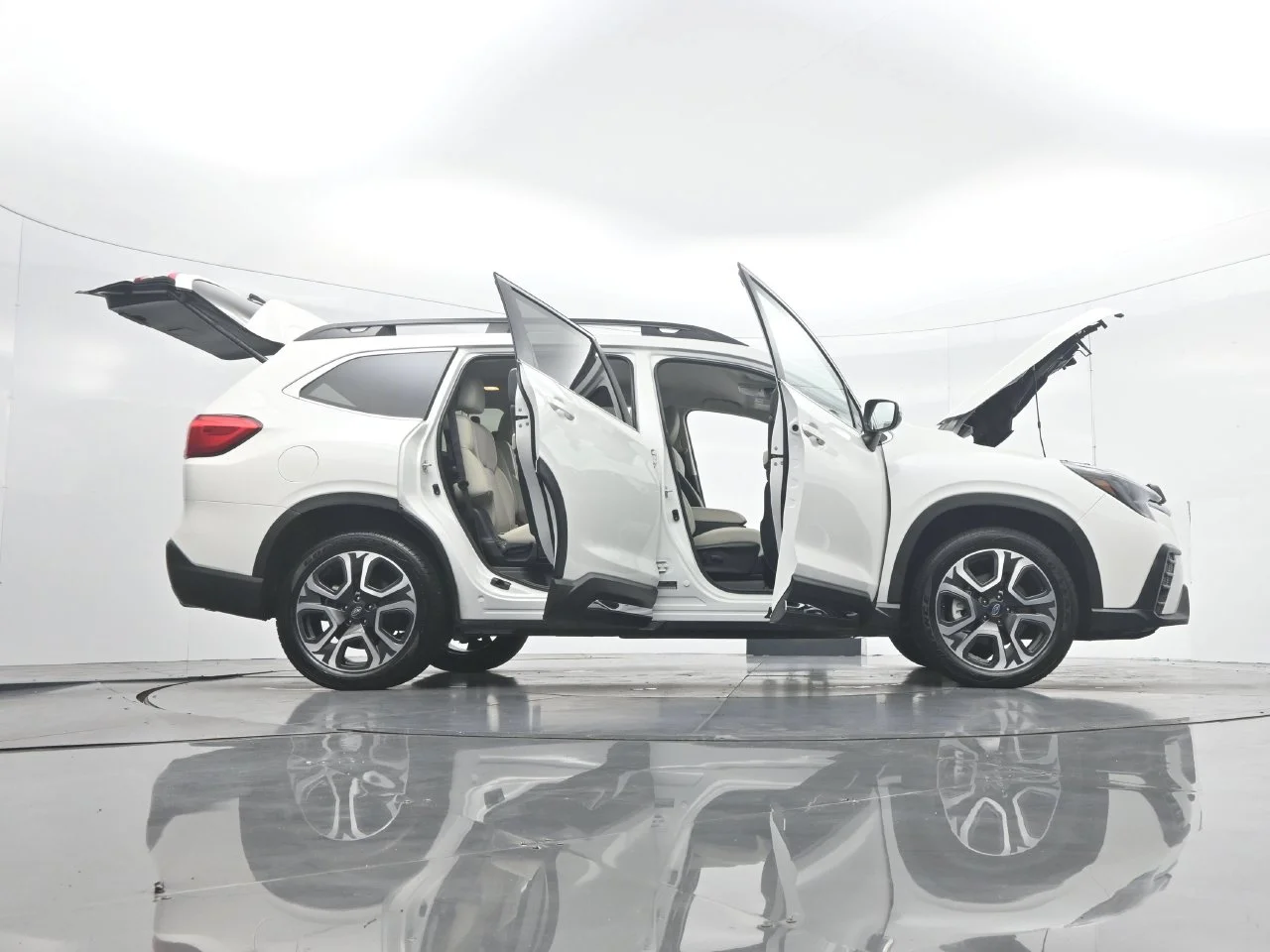 Used 2023 Crystal White Pearl Subaru Limited image 49