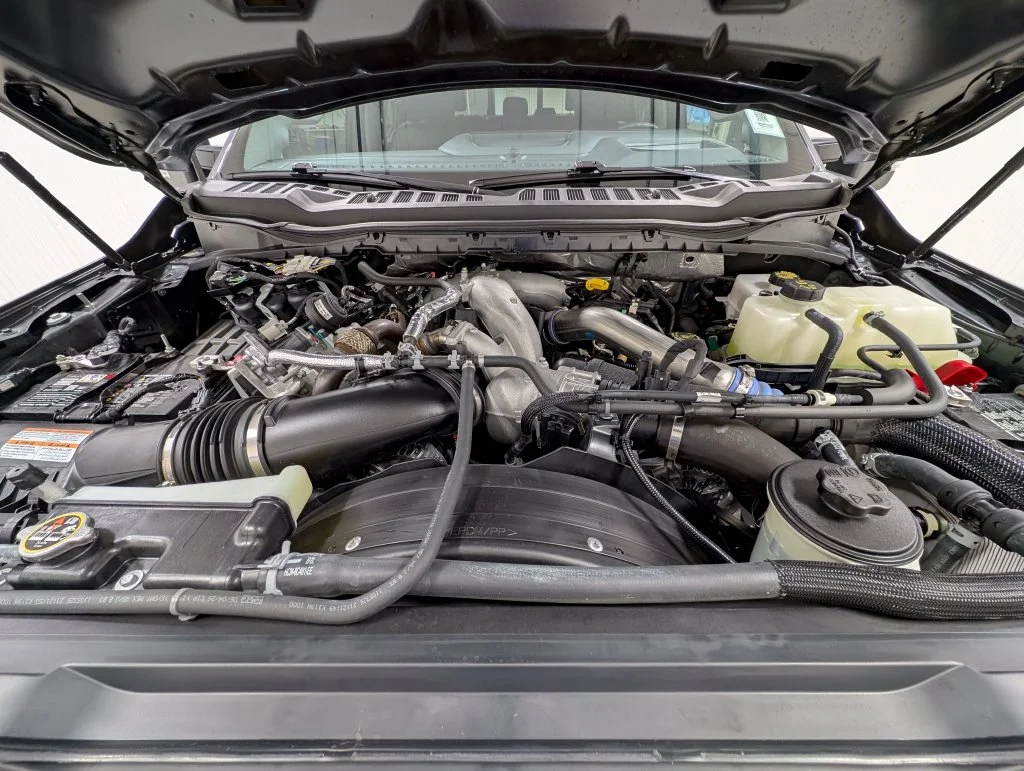 Certified Used 2025 Carbonized Gray Metallic Ford Lariat image 38