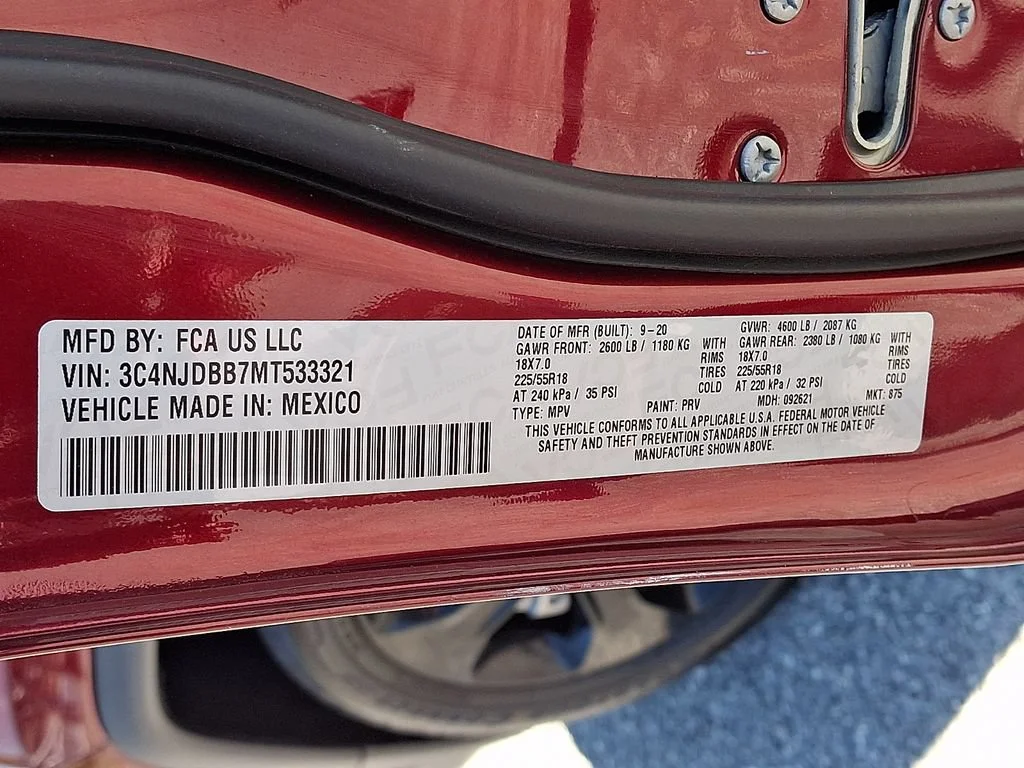 Used 2021 Velvet Red Pearlcoat Jeep Altitude image 28