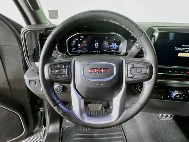 Used 2024 Silver GMC Elevation image 12