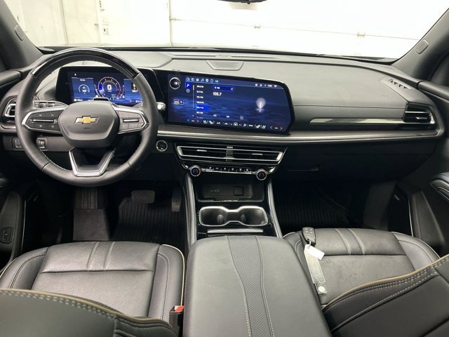 Used 2025 Mosaic Black Metallic Chevrolet AWD High Country image 4