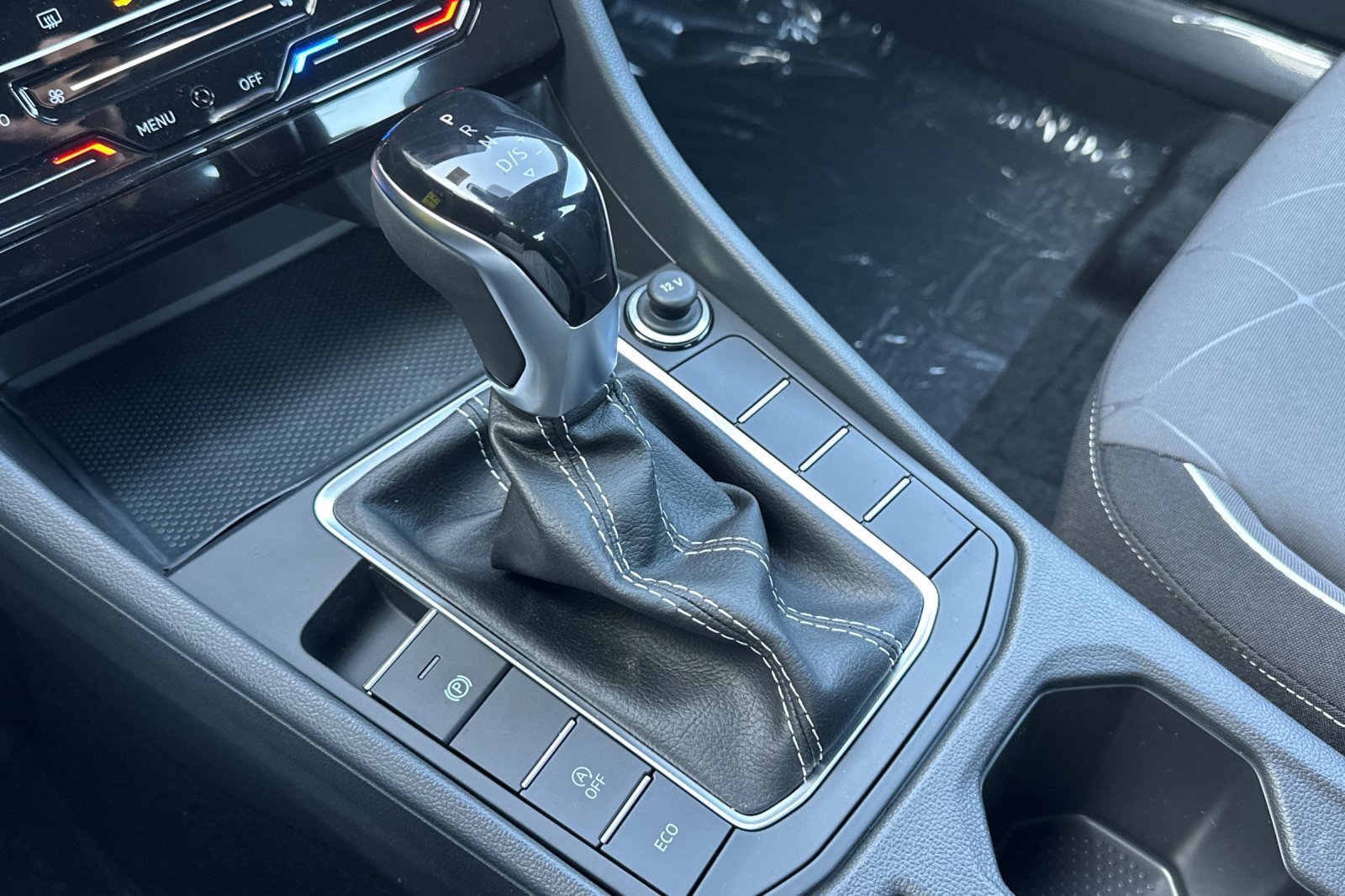 New 2026 Platinum Gray Metallic Volkswagen Sport image 20