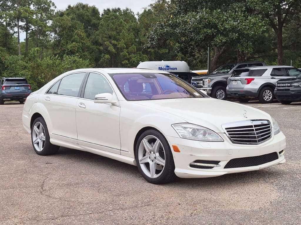 Used 2011 White Mercedes-Benz S 550 image 7