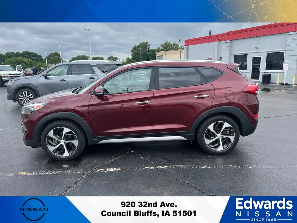 Used 2017 Hyundai Tucson Limited with VIN KM8J3CA25HU313123 for sale in Council Bluffs, IA
