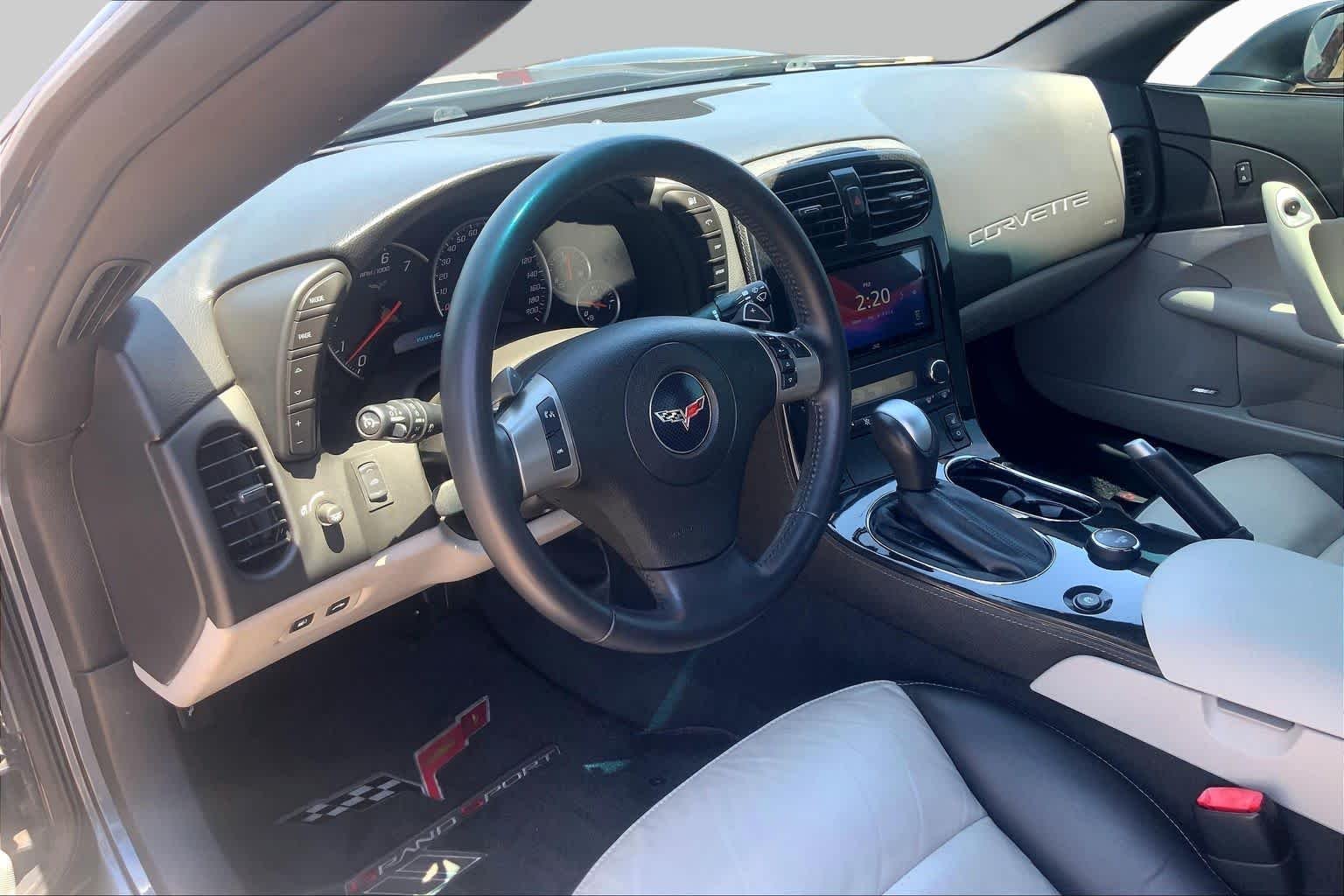Used 2011 Cyber Gray Metallic Chevrolet Z16 Grand Sport w/3LT image 17