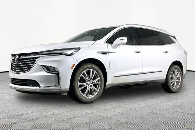 2023 Buick Enclave Essence's photo