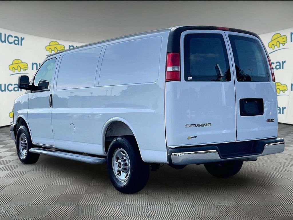 Used 2025 White GMC Work Van image 4