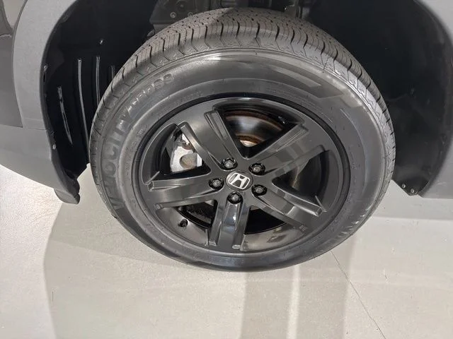Used 2023  Honda Black Edition image 5