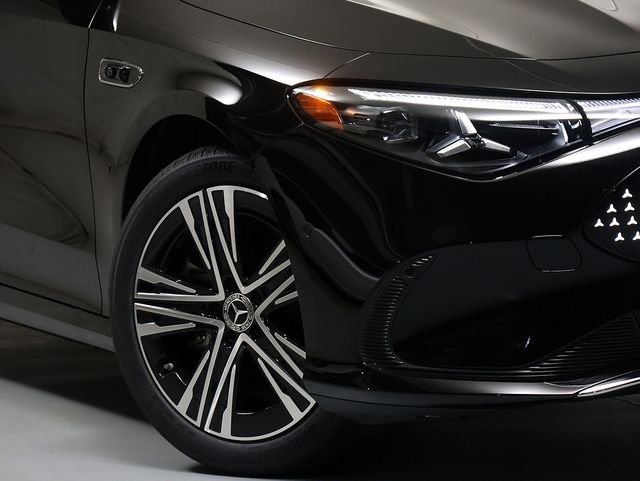 New 2027 Night Black Mercedes-Benz CLA 250+ image 3