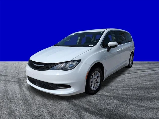 Certified Used 2023 Bright White Clearcoat Chrysler LX image 8