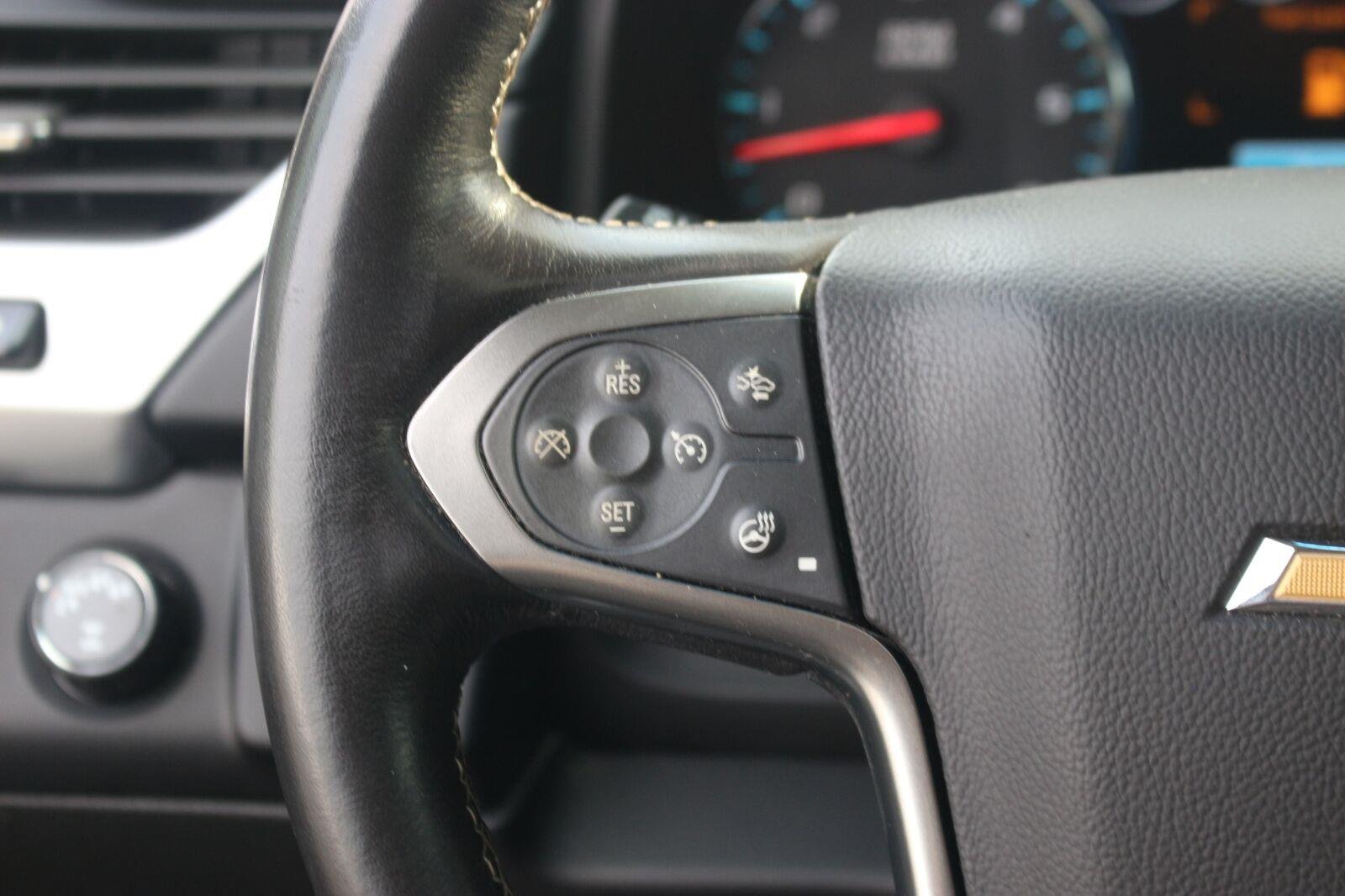 Used 2020 BLACK Chevrolet Premier image 18