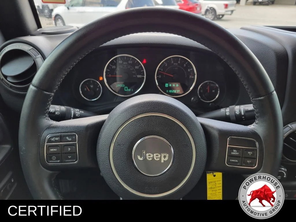 Used 2016 Silver Jeep Unlimited Sport image 31