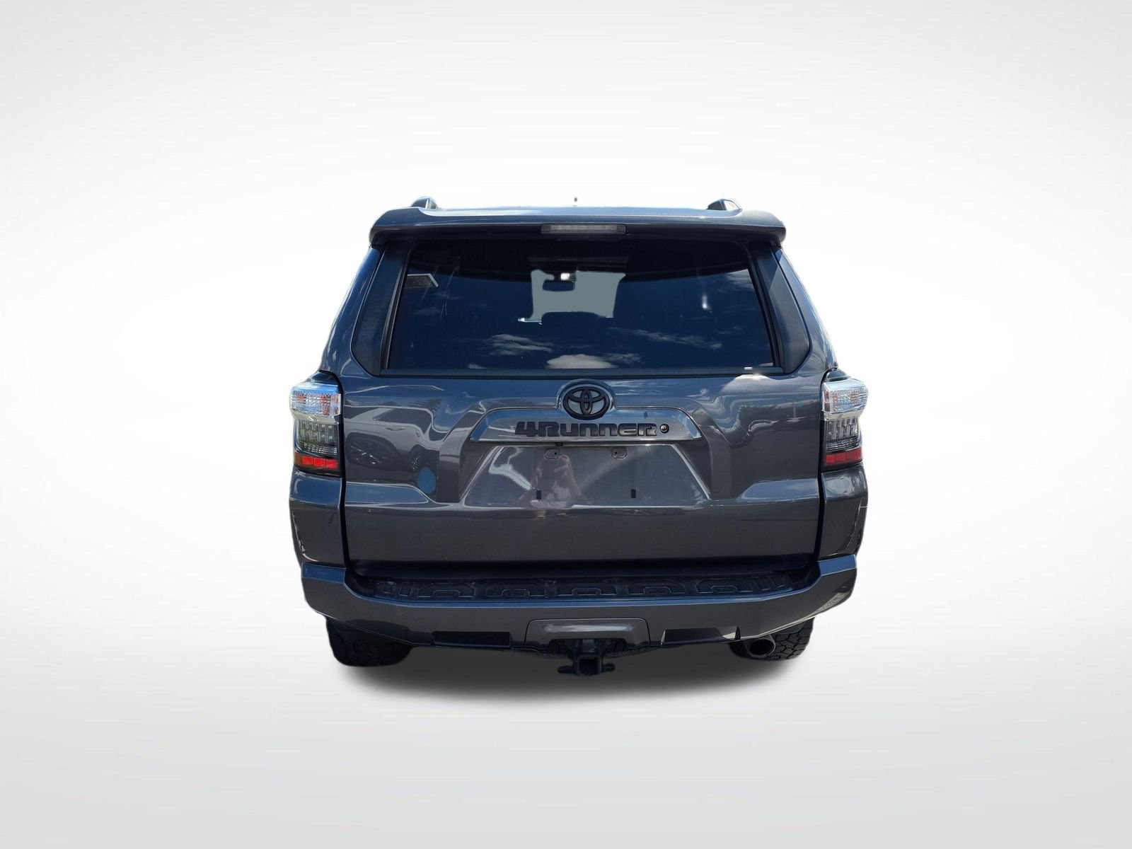 Used 2019 Magnetic Gray Metallic Toyota SR5 Premium image 6