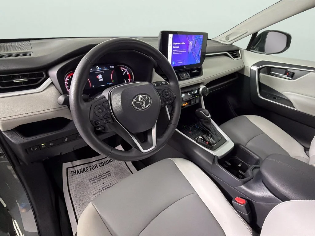 2023 Toyota RAV4 XLE Premium - Photo 19
