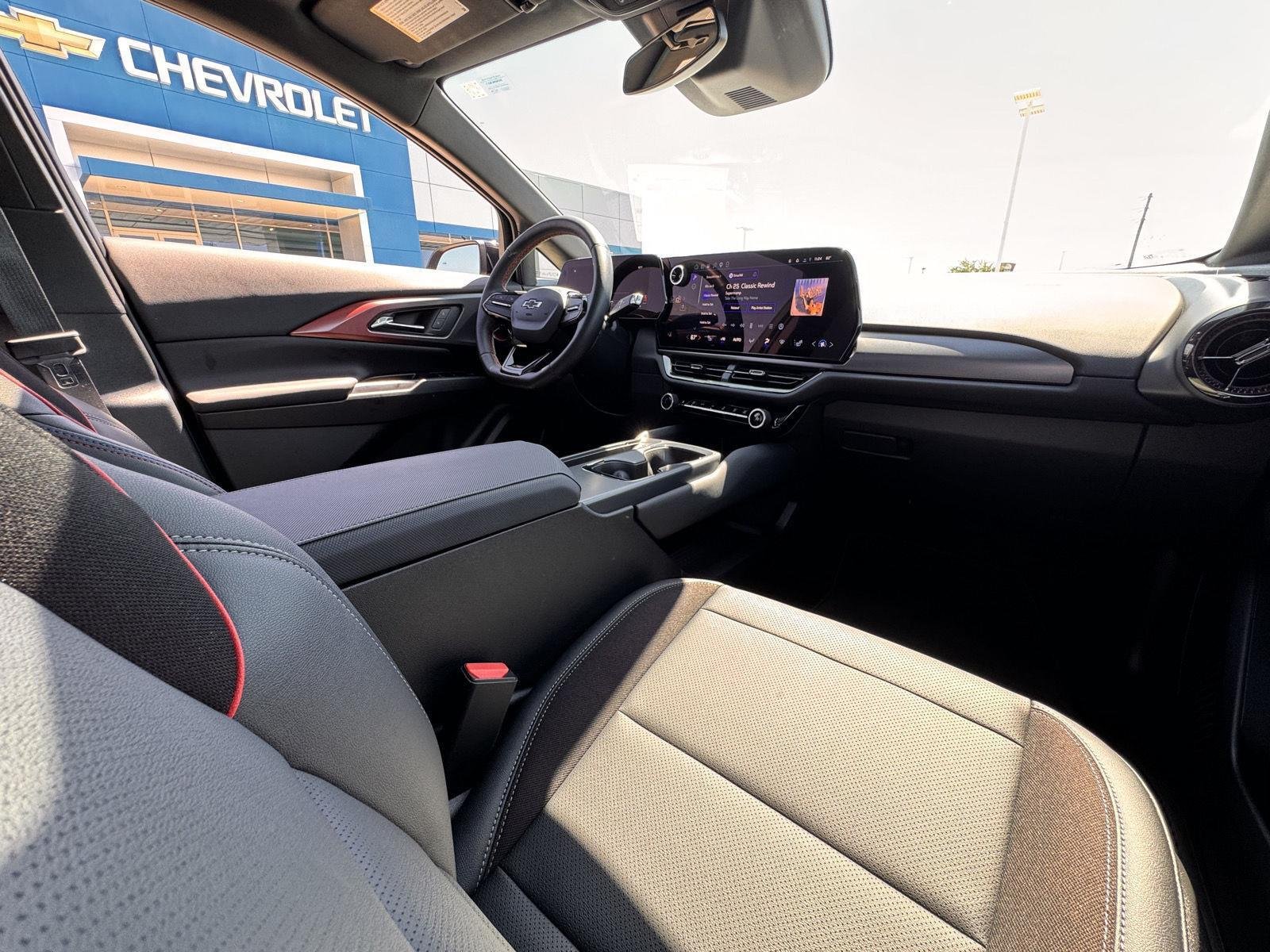 2026 Chevrolet Equinox EV RS - Photo 50