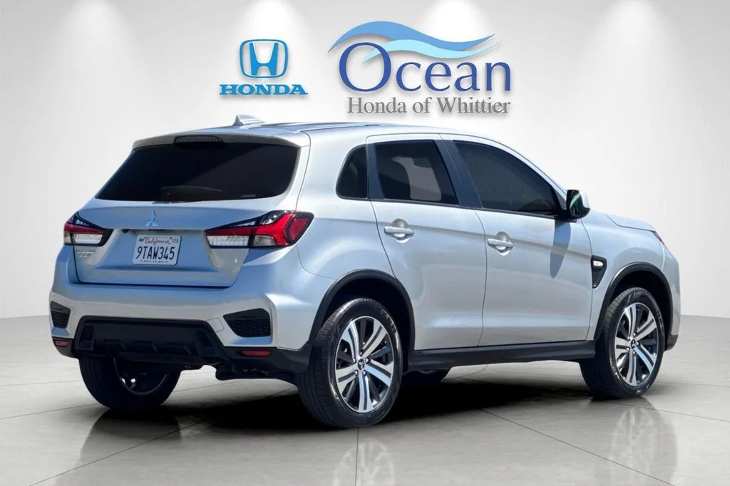 Used 2025 Alloy Silver Metallic Mitsubishi 2.0 ES image 4