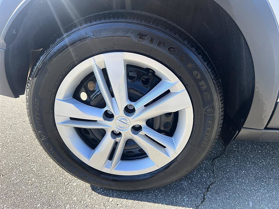Used 2025 Fresh Powder Nissan S image 11