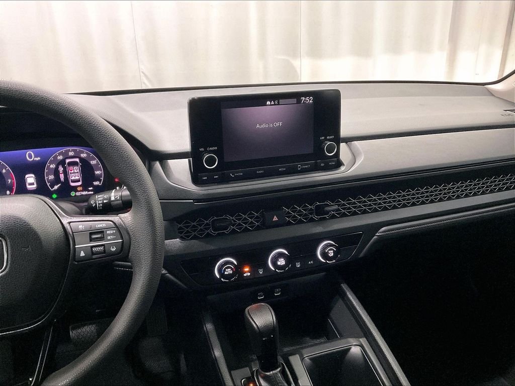 Used 2023 Black Honda LX image 18