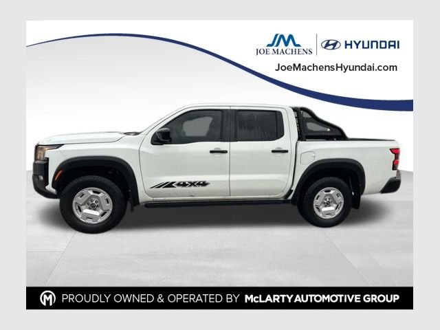 2024 Nissan Frontier SV Crew Cab 4X4 SWB's photo
