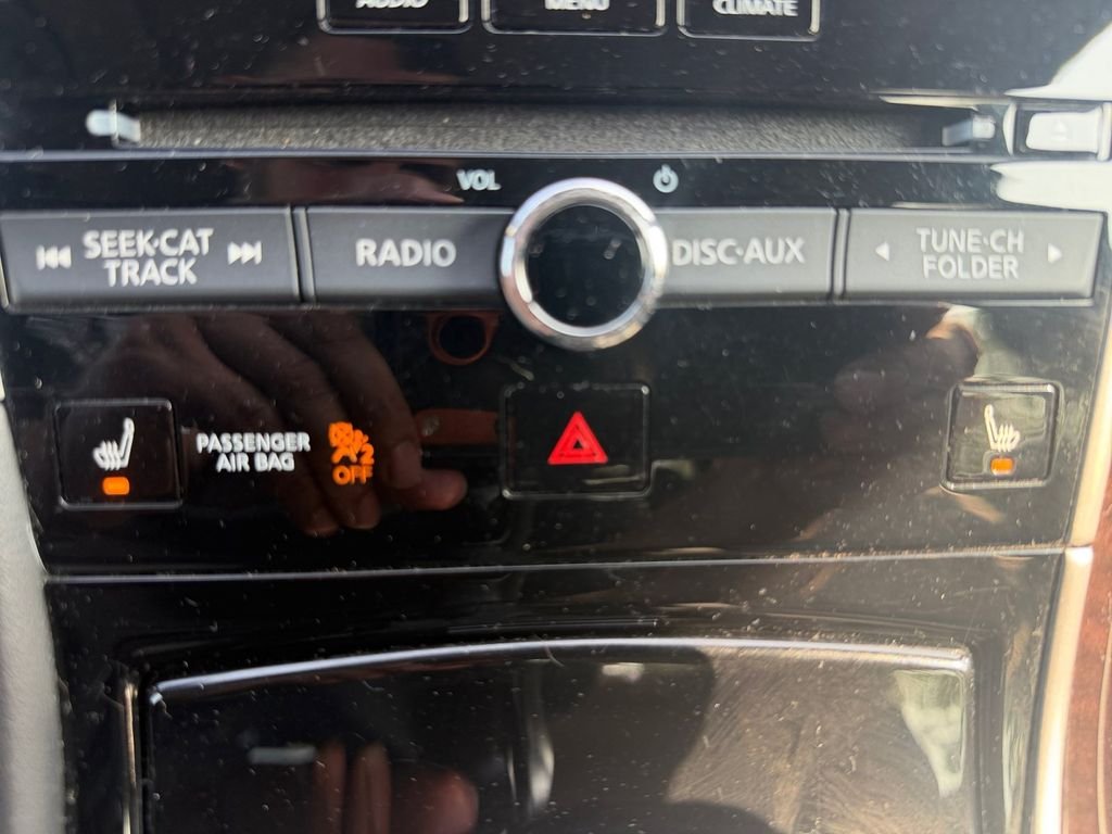 Used 2018 Black INFINITI 3.0t LUXE image 24