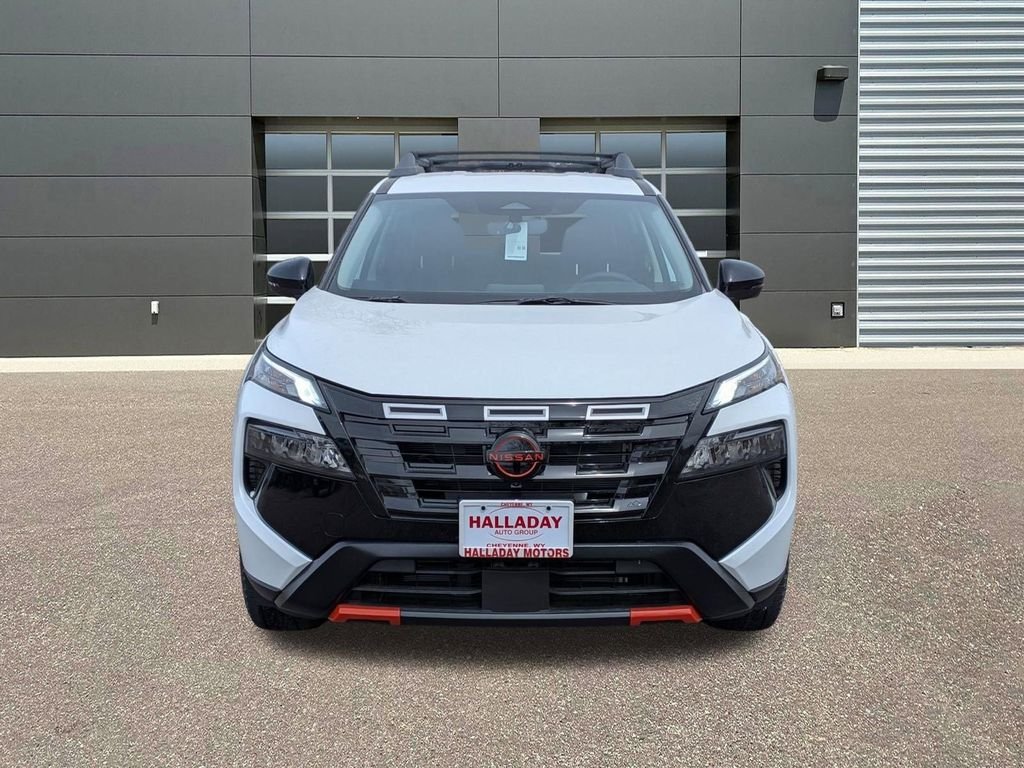 New 2026 Everest White Pearl Tricoat Nissan Rock Creek image 2