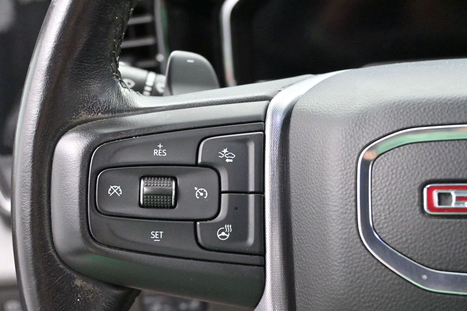 Used 2022 Quicksilver Metallic GMC Elevation image 17