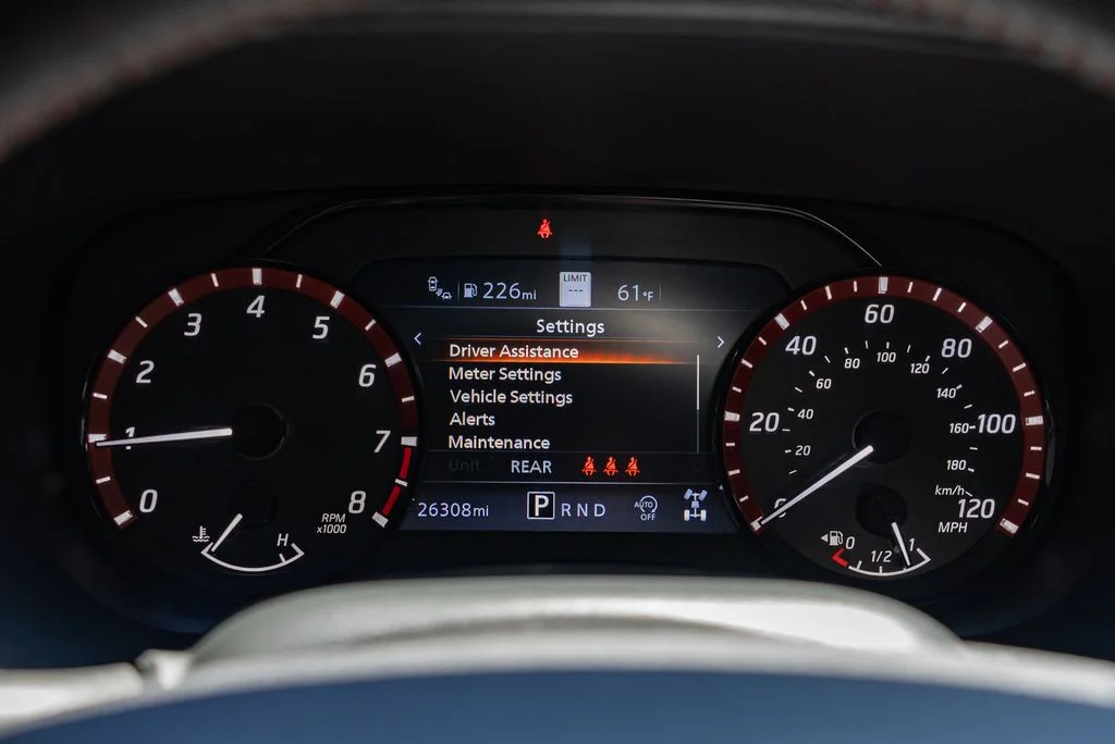 Used 2023 White Nissan PRO-4X image 18