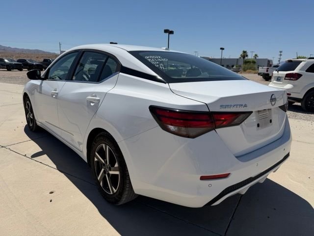 Used 2024 White Nissan SV image 4