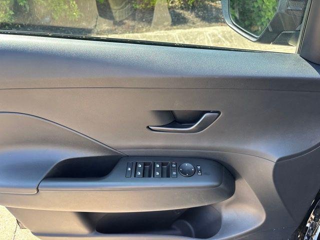 2026 Hyundai Kona SE - Photo 44