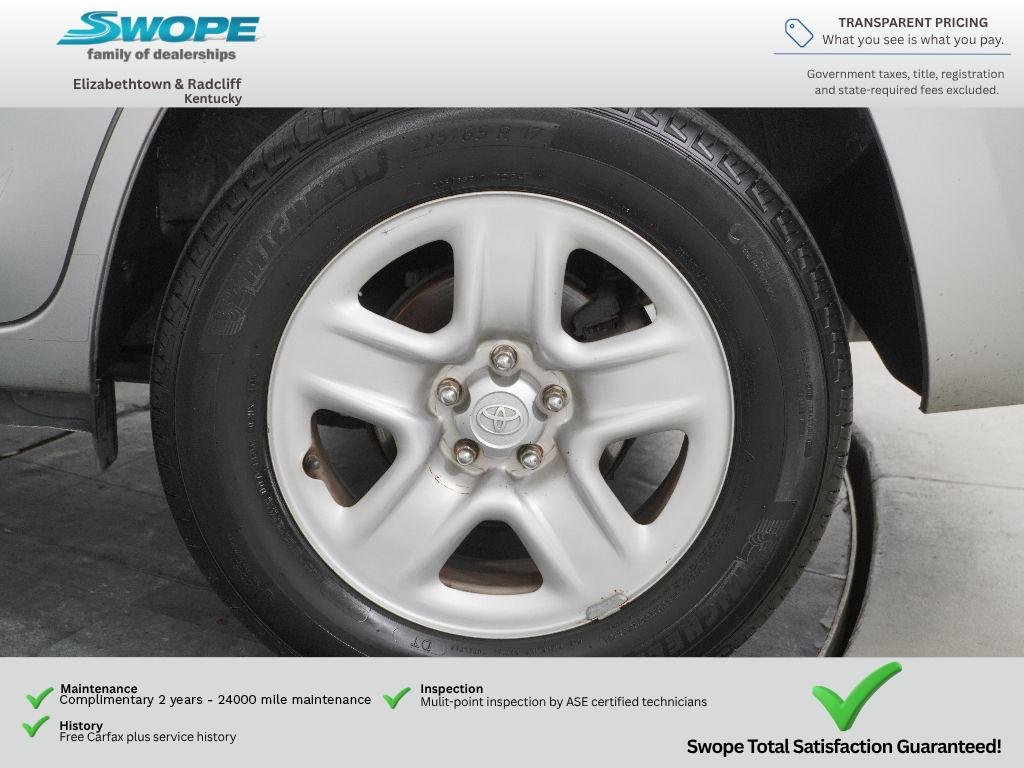 Used 2012 Classic Silver Metallic Toyota Base image 27