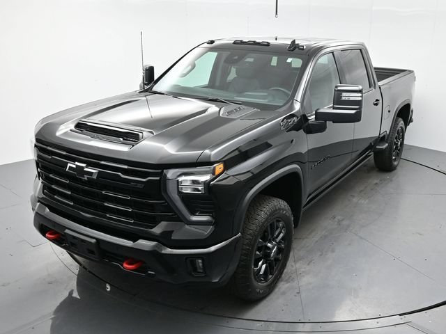 Used 2025 Black Chevrolet LTZ image 35