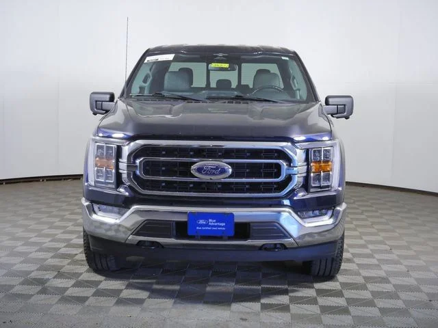 Used 2023 Blue Ford XLT image 3