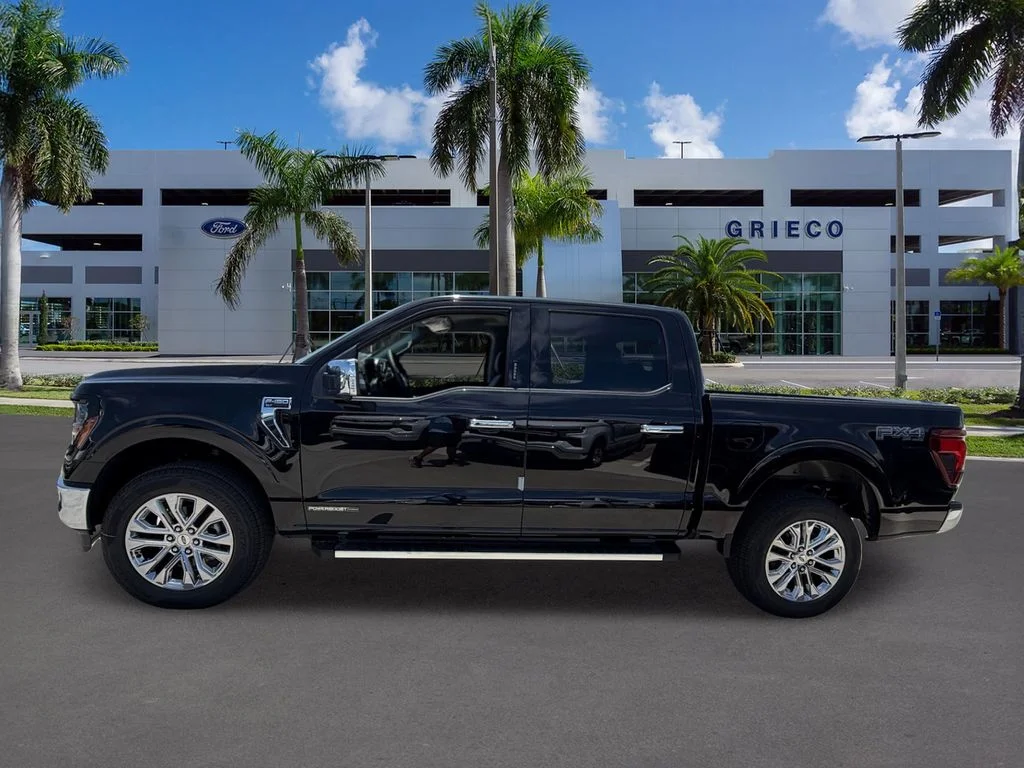 New 2026 Agate Black Metallic Ford XLT image 4