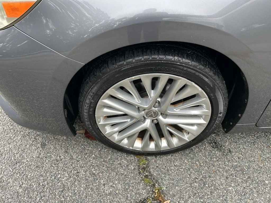 Used 2013 Gray Lexus 350 image 11