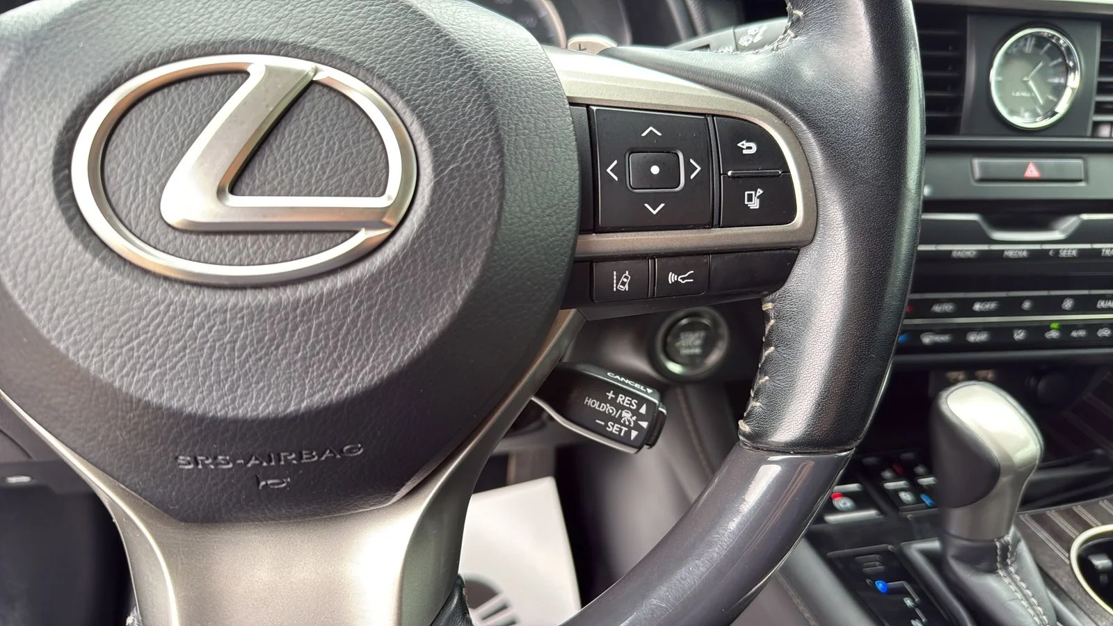 Used 2020 Silver Lexus 350 image 15