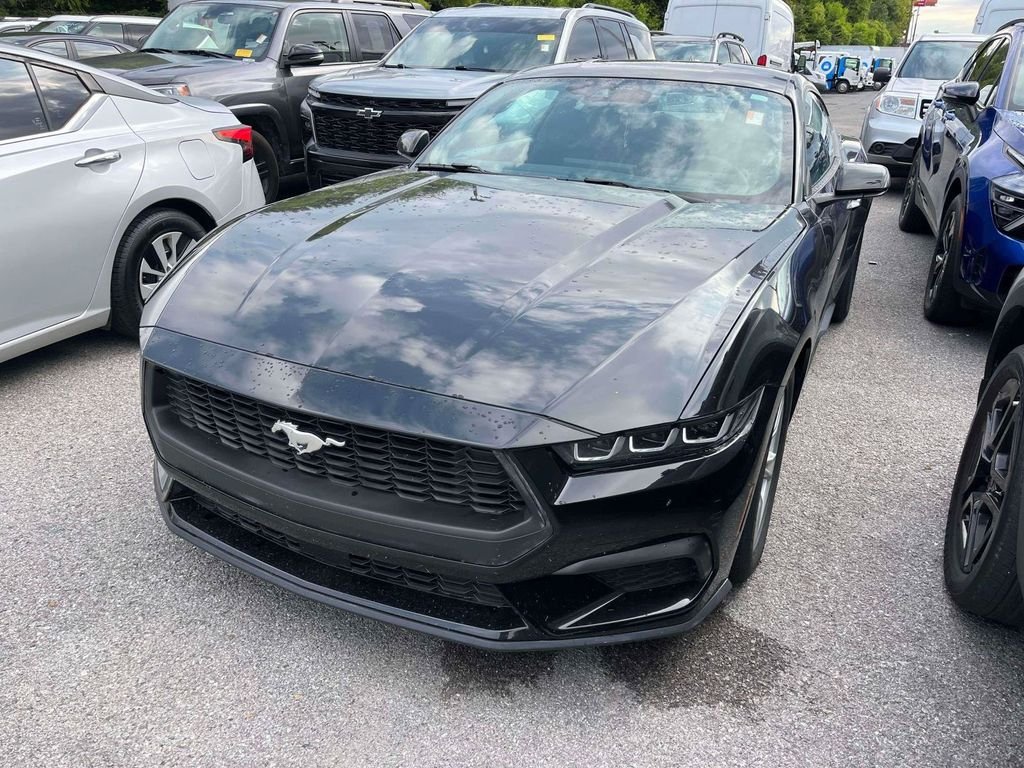 Used 2024 Black Ford EcoBoost image 4
